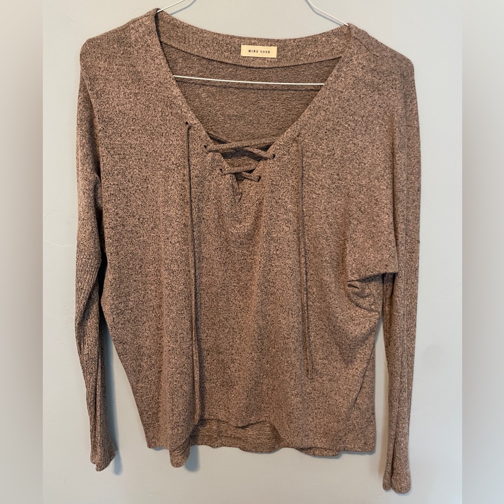 Mind Code Lace-Up Athleisure Pullover